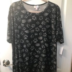 BNWT lularoe S Irma